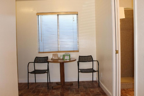 Big Pines Mountain House image 46